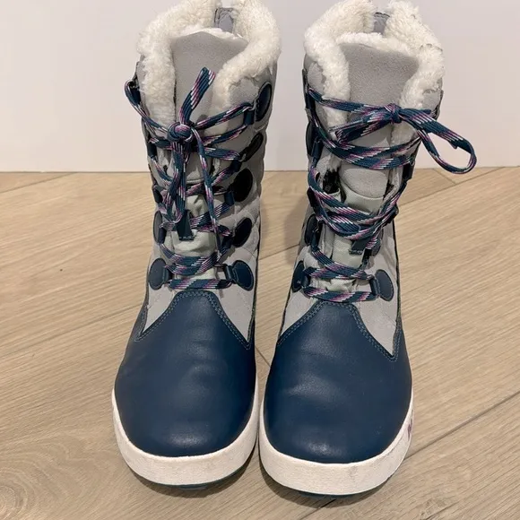 Merrell Heidi Waterproof Gray Blue And Purple Snow Boots kids Size 6