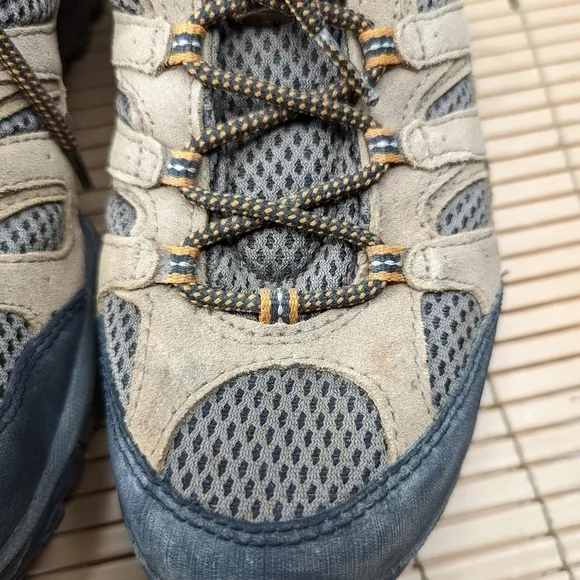 Merrell J87729 Earth Brown Moab Ventilator Outdoor Hiking Shoes Mens Size 9M. Gr