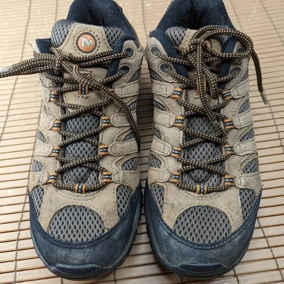 Merrell J87729 Earth Brown Moab Ventilator Outdoor Hiking Shoes Mens Size 9M. Gr