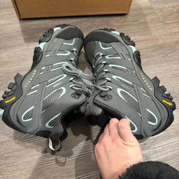 Merrell Moab 2 Mid GTX Hiking Trail Boots in Sedona Sage
