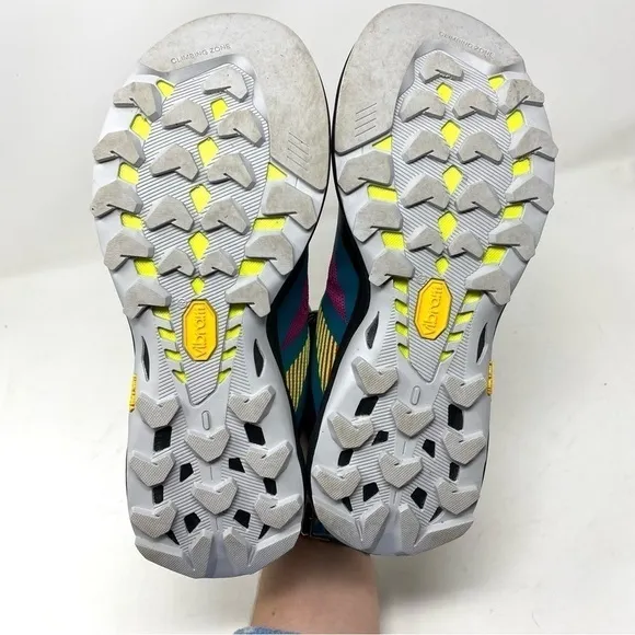 Merrell MQM3 Fuschia Burgundy outdoor shoes