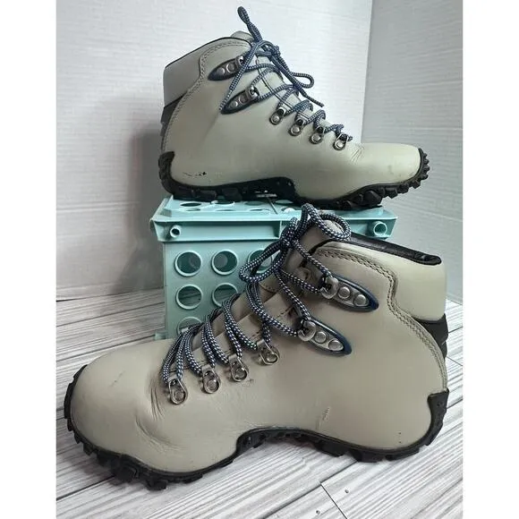 Merrell Wilderness Hiking Boots Evolution All Terrain Trail Women’s US Size 8.5