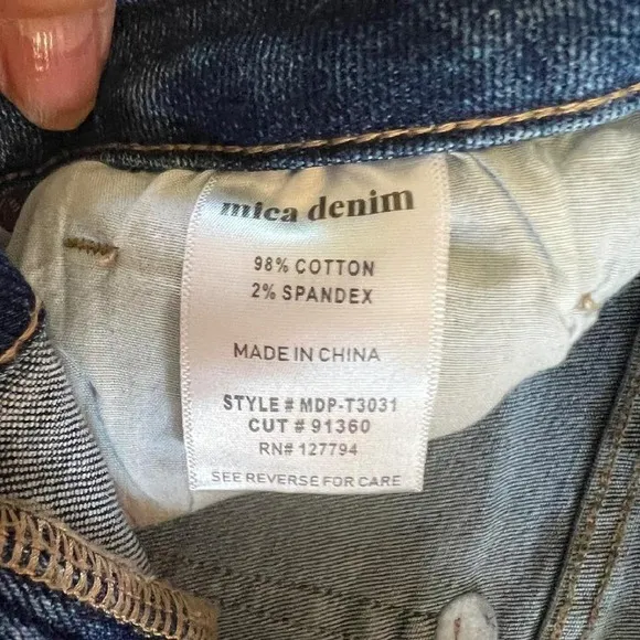Mica Denim High-Rise Straight Crop Frayed Hem Jeans Dark Wash Size 28