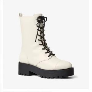 ❤️Michael Kors White Leather Combat Boots Retail $225 New!!
