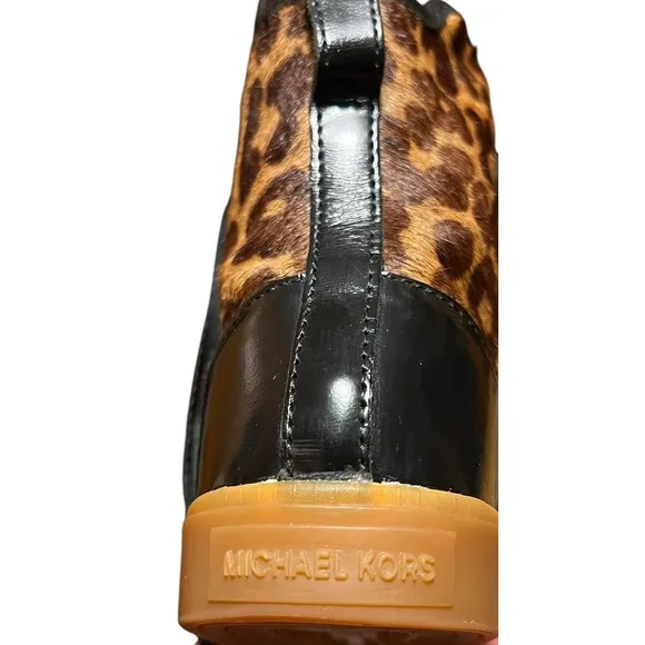 MICHAEL KORS Womans Leopard Print Calf Hair Leather Hight Tops Sz 7.5