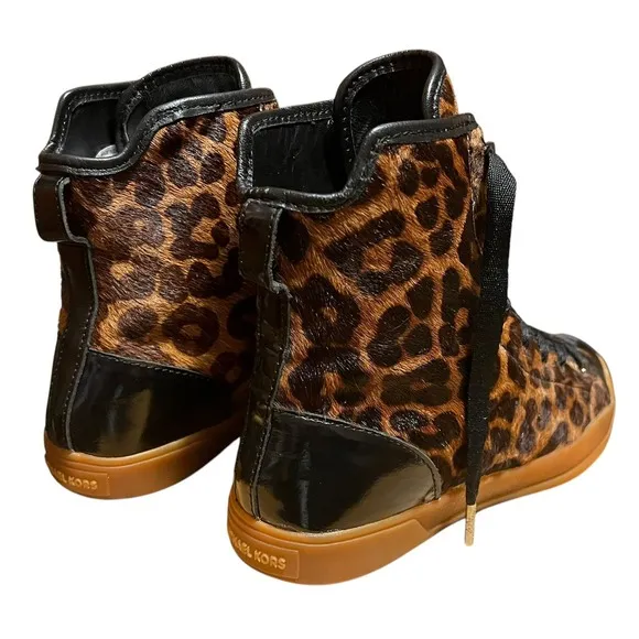 MICHAEL KORS Womans Leopard Print Calf Hair Leather Hight Tops Sz 7.5
