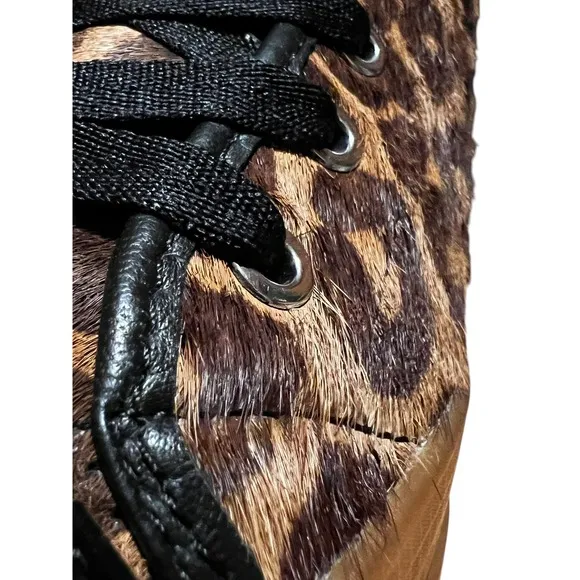MICHAEL KORS Womans Leopard Print Calf Hair Leather Hight Tops Sz 7.5