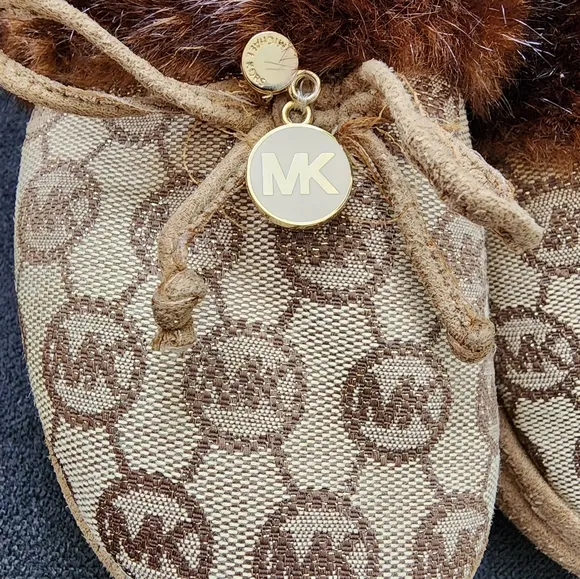 Michael Kors Women's Slide Brown Logo Faux Brown Fur Slippers Size 5