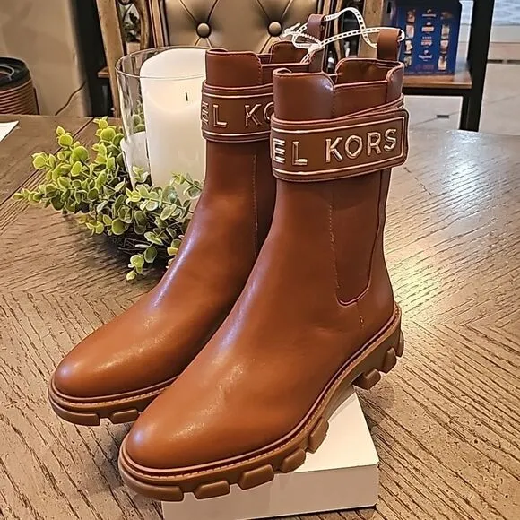 Michael Kors size 7 chelsea cognac brown boots New no box