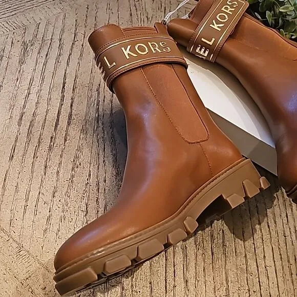 Michael Kors size 7 chelsea cognac brown boots New no box