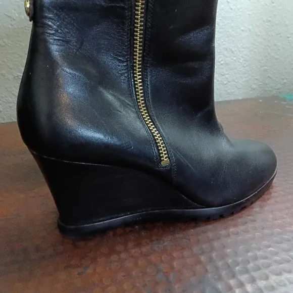 MICHAEL Michael Kors Aileen Vachetta Leather Wedge Ankle Boots