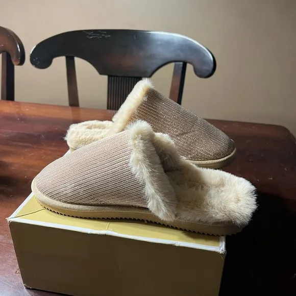 Micheal Kors Janis faux fur lined slipper dark copper NEW size 10