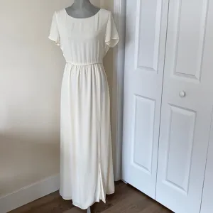 Minimalist Crewneck Short Sleeve Chiffon Cream Maxi Dress Cream Color Large