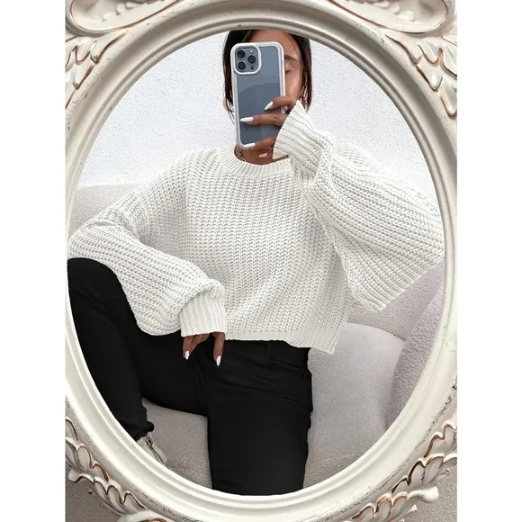 Minimalist Ribbed Knit Drop Shoulder Sweater white
