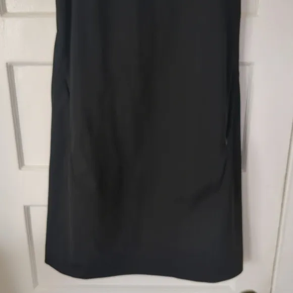 Ministry Of Supply Kinetic Dress Size 6 Black Minimalist A Line V Neck Career