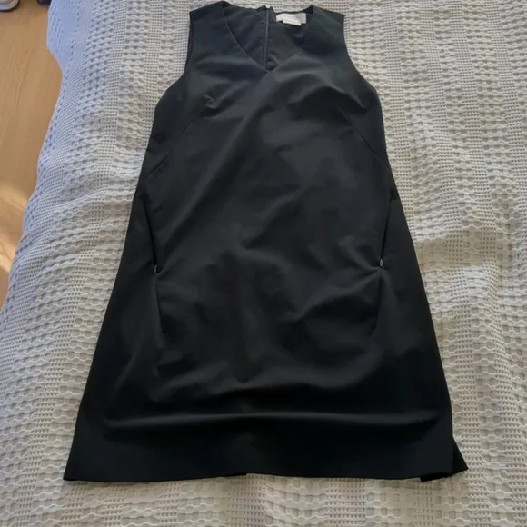 Ministry Of Supply Kinetic Dress Size 6 Black Minimalist A Line V Neck Career