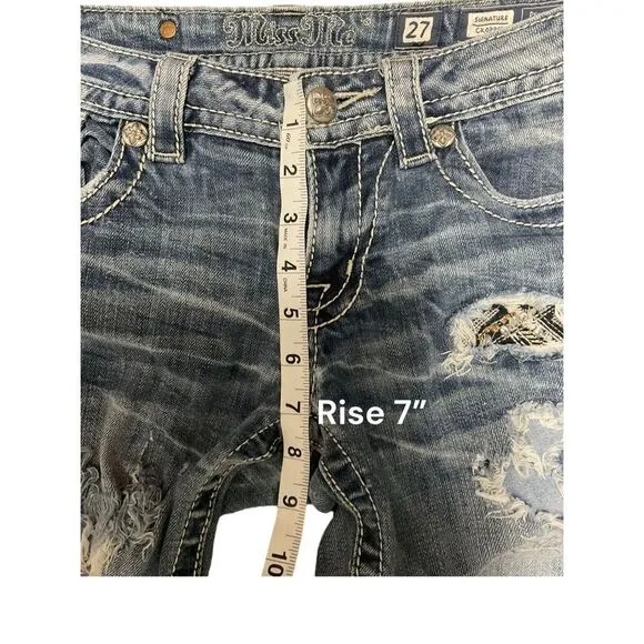 Miss Me Signature Frayed Ankle Jeans