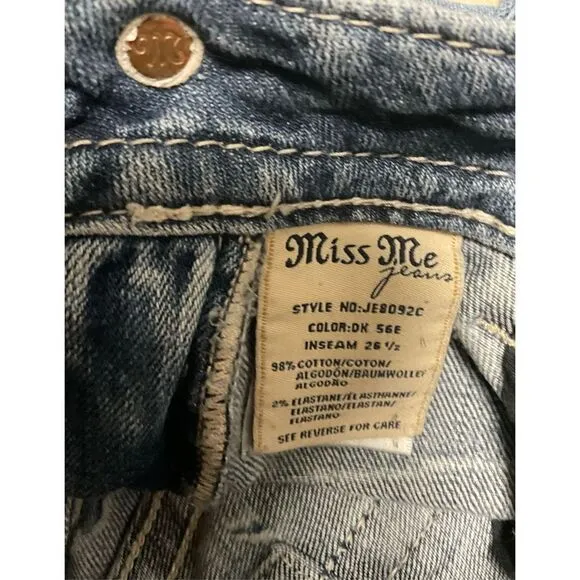 Miss Me Signature Frayed Ankle Jeans