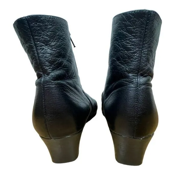 Munro American Women's Black Leather Zipper Ankle Boots Size 9.5 Heel 1.5&quot;