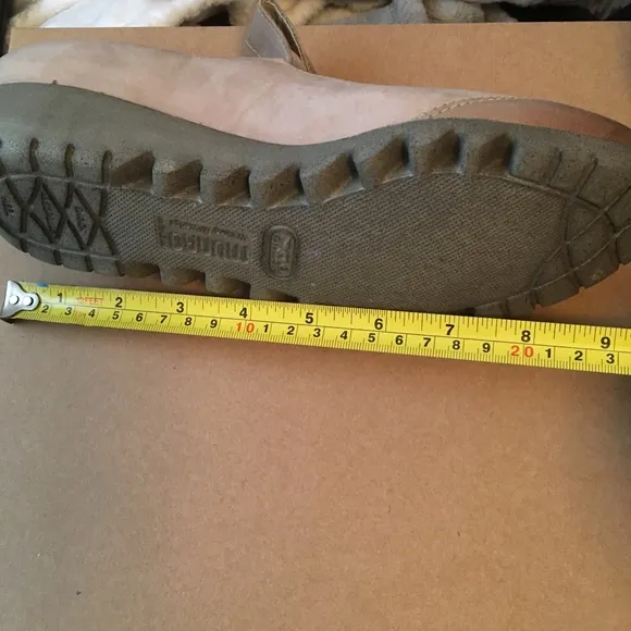 Munro Suede Leather Tan Mary Jane Walking Wedge Sz 7.5