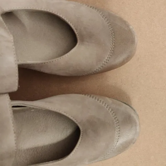 Munro Suede Leather Tan Mary Jane Walking Wedge Sz 7.5