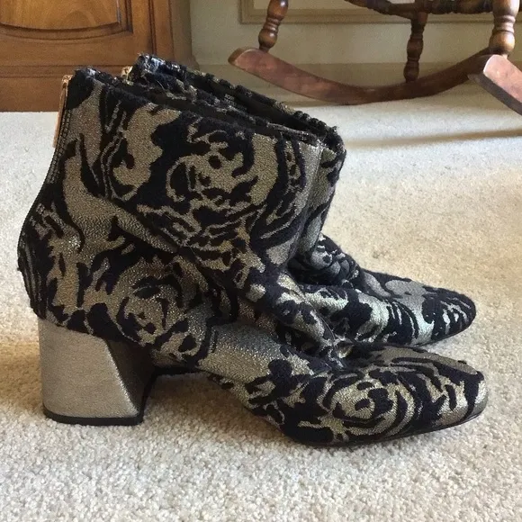 Nanette Lepore Rose Pewter Brocade Heeled Bootie Square Toe