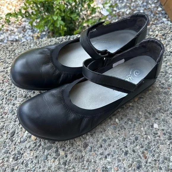 NAOT Koati Mary Jane Leather Shoes Comfortable Cushioned Size 40, 9 US Women’s