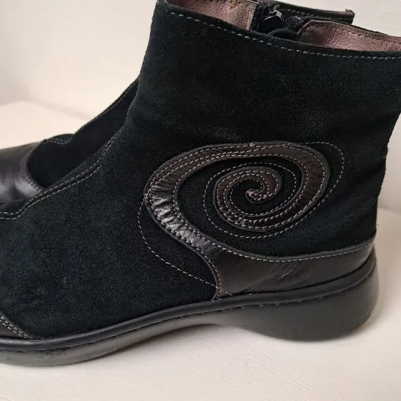 Naot Oyster Black Suede Leather Comfort Walking Zip Boots Size 38 US 7.5