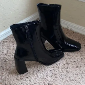 Nasty Gal Patent Leather Ankle Booties - EUC