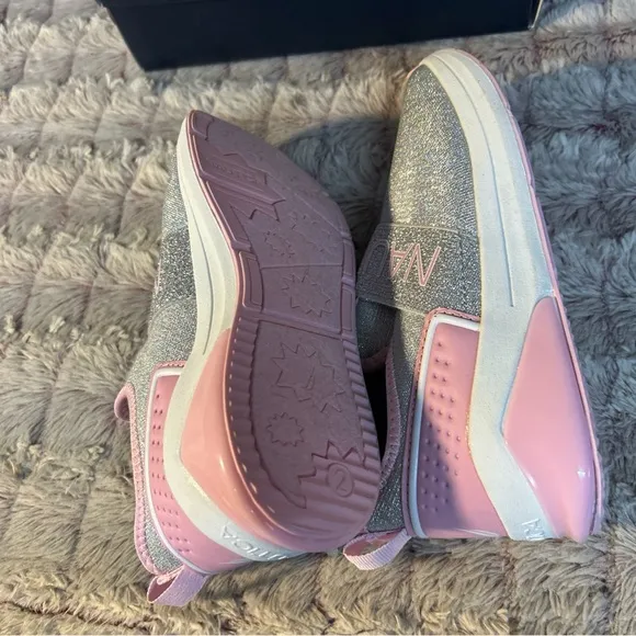 Nautica Light Up Alois Girl Sneakers Size 2 Sparkle