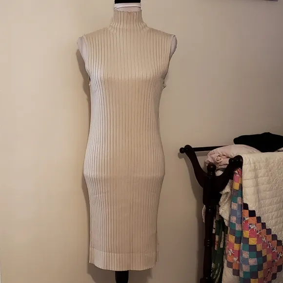 NEW 525 America Ribbed Bodycon Luxury Dress Tan Sweater Classic Turtleneck