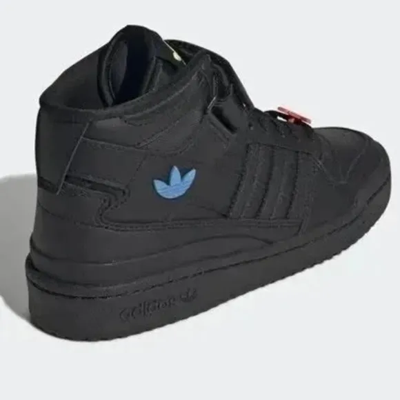 NEW Adidas Black Leather RARE High-Top Sneakers Women’s 7.5 - 8 Youth 6.5 Shoes