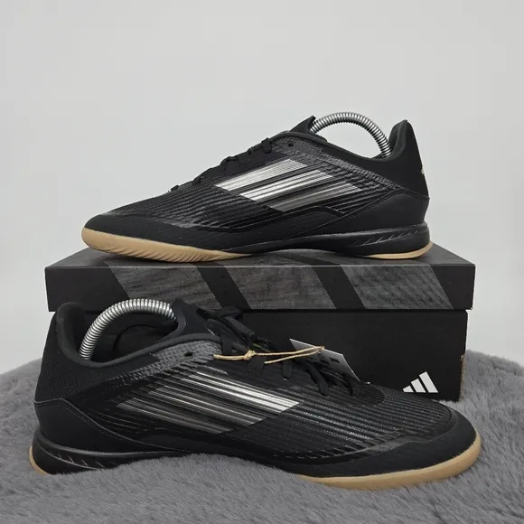 New adidas F50 League Indoor Men's Soccer Shoes Size 9