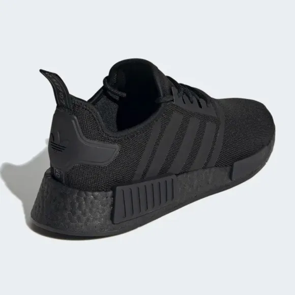 New Adidas NMD_R1 Primeblue Youth Size 5.5