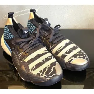 New Adidas TRAE YOUNG 2.0 SHOES Men’s/Women’s Sneaker Shoes M 10 W 11