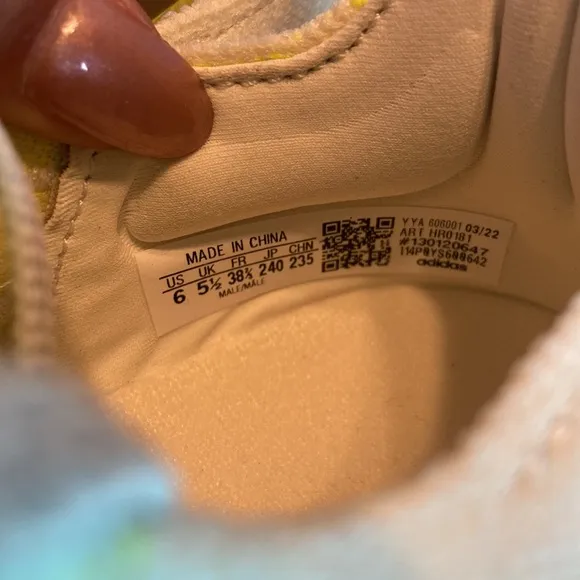 New Adidas x Ivy Park Ultraboost Off White Size 6