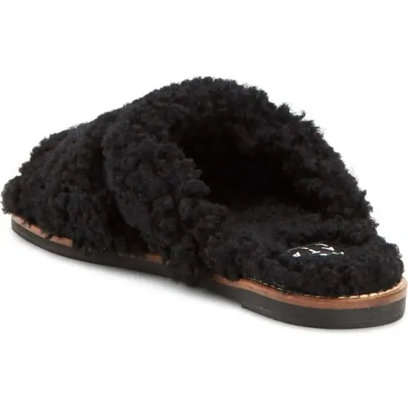 New Aquatalia | Women's Alina Shearling &amp; Leather Slippers in Black