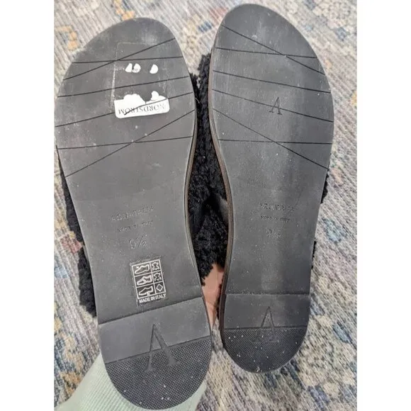 New Aquatalia | Women's Alina Shearling &amp; Leather Slippers in Black