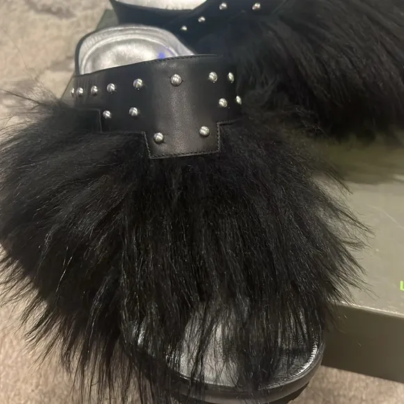 🌸New Arrival🌸 Longchamp women's goat fur slippers