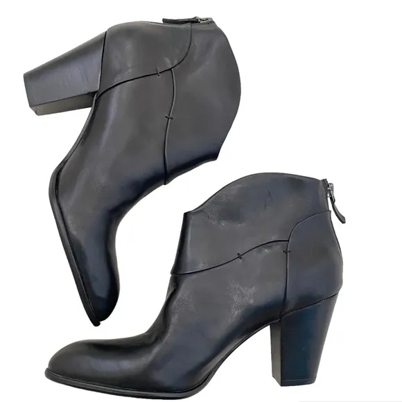 New B. Makowsky Leather Ankle Heel Boots Black Size 8.5