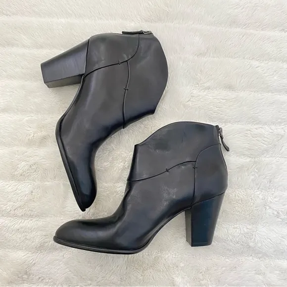 New B. Makowsky Leather Ankle Heel Boots Black Size 8.5