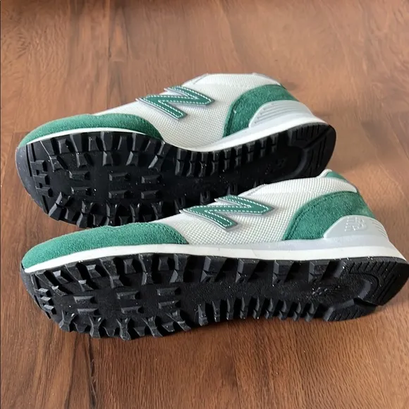 New Balance 515 White and Green Athletic Shoes