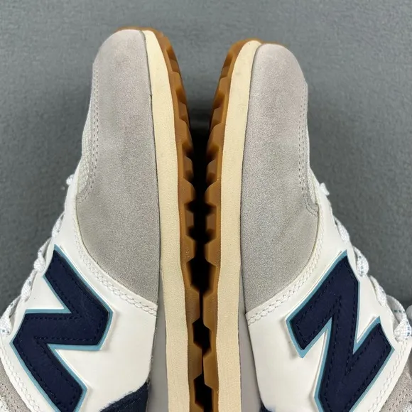 New Balance 574 Core Plus Shoes Mens 9.5 Rain Cloud Blue ML574SOU