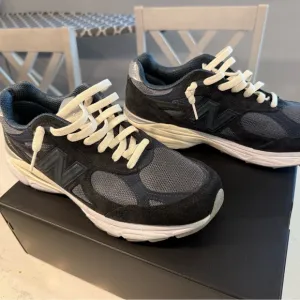 New balance, Kith x 990v3 Made In USA ‘Genesis’