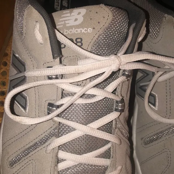 New Balance Men's Gray Athletic Shoes