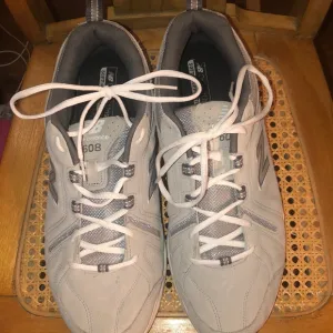 New Balance Men's Gray Athletic Shoes