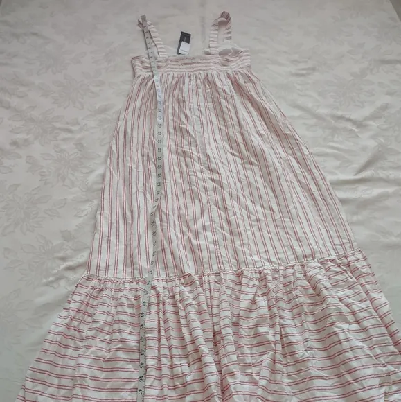 New 🎀 Banana Republic linen blend red white striped ruffle hem dress