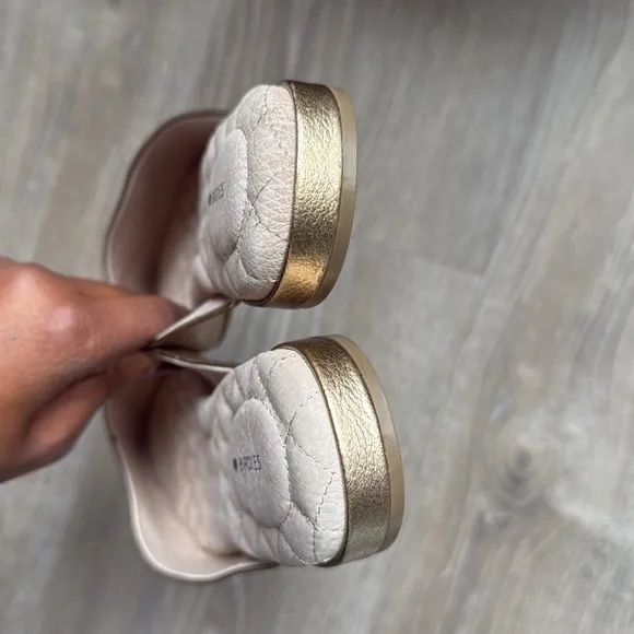NEW  Birdies Shoes Birdies The Swan Gold 9.5
