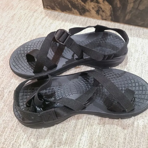 NEW Chaco Men's ZVolv 2 Sport Sandals Black sz 10 &amp; 12 Outdoor Shoes Straps