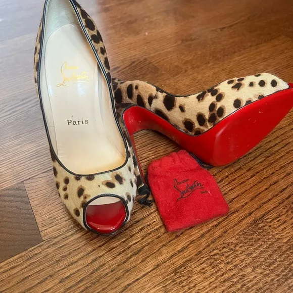 New Christian Louboutin Leopard Print Peep Toe Heels 36